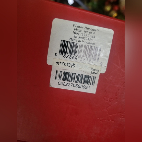 Lenox Winter Meadow set of 4 mugs - Picture 3 of 6